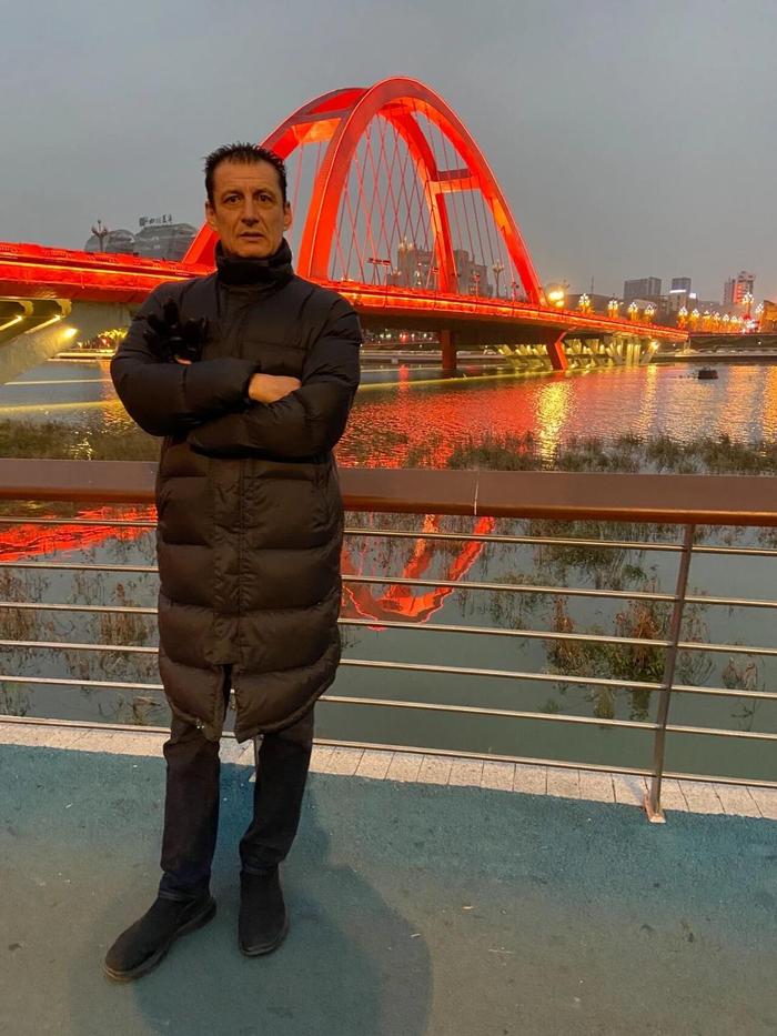 挑战川超群雄！德阳队亮出“国际牌”：西班牙名帅尼诺出任技术顾问